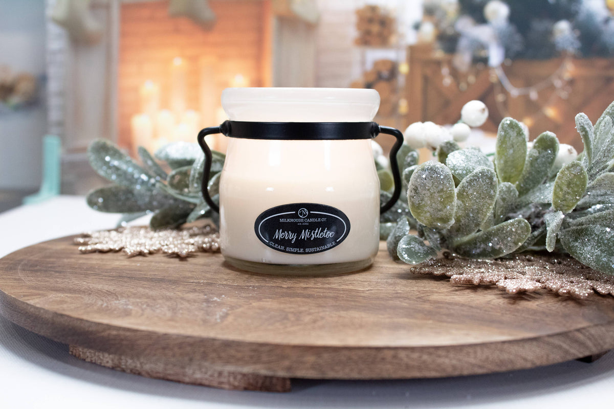 5 oz Milkhouse Jar Candle: Merry Mistletoe